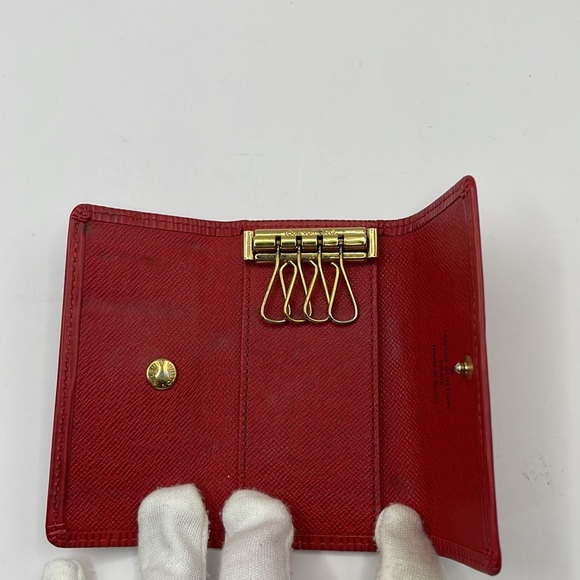 Louis Vuitton Epi Key Holder Case - Picture 7 of 15